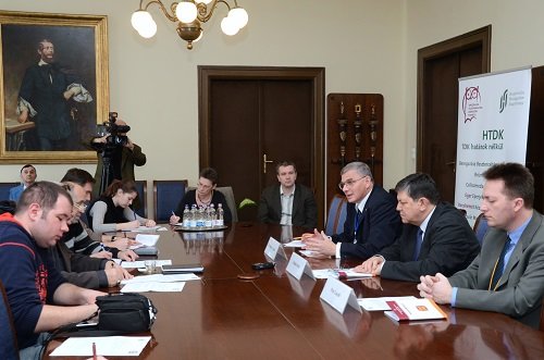 humntudomnyiszekci.jpg